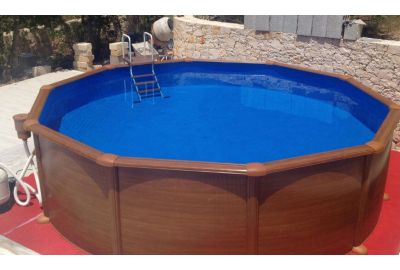 Come avviene il montaggio di una piscina fuori terra?
