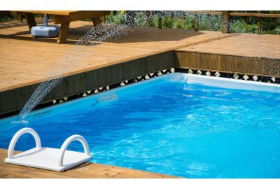 Tutti i consigli per l'arredo giardino con una piscina