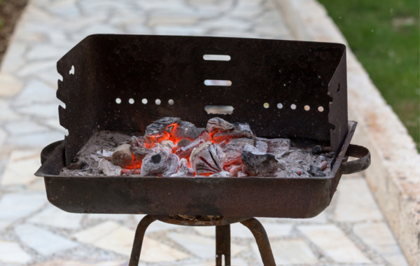 Barbecue a Carbonella Barbecue a Carbonella