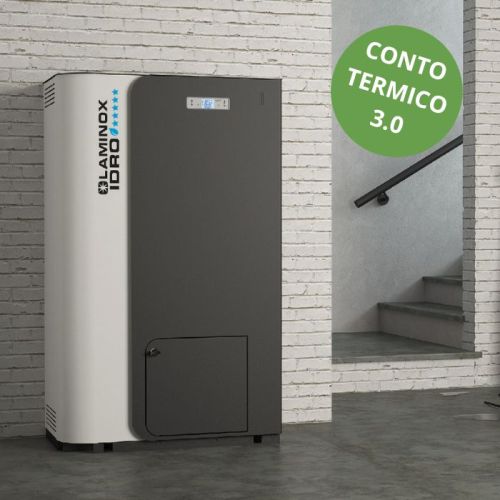 Caldaia a pellet idro da 24 kW con acqua calda sanitaria