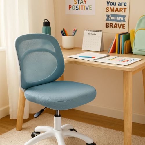 Sedia da scrivania blu per cameretta