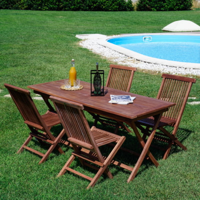 Set tavolo e sedie da giardino