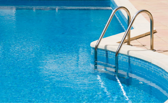 Scale e scalette piscine interrate