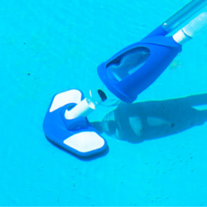Pulitore piscina